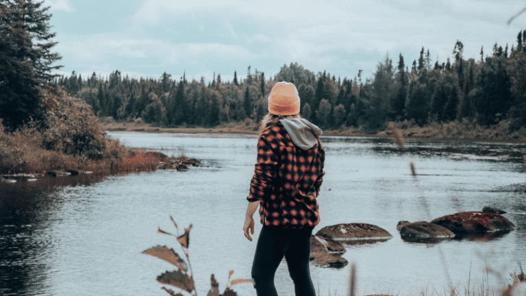 what to wear hiking in fall